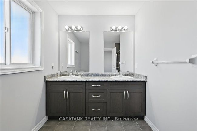 103 Springvalley Cres, House attached with 4 bedrooms, 3 bathrooms and 2 parking in Hamilton ON | Image 34