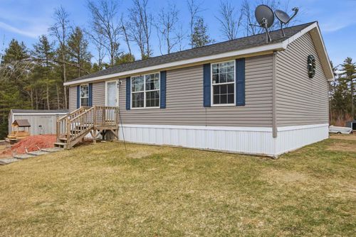 525 Sand Rd, North Haverhill, NH, 03774-5971 | Card Image
