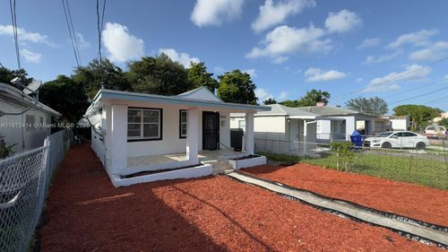 1669 Nw 70th St, Miami, FL, 33147-7007 | Card Image