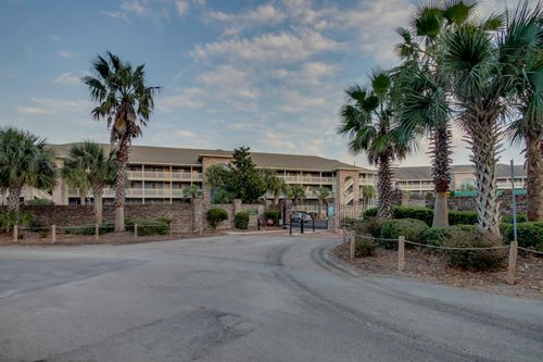 apt-311-806 Conway St, North Myrtle Beach, SC, 29582-5385 | Card Image