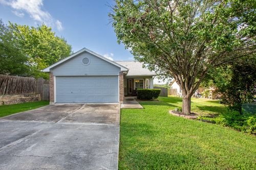 752 Faircrest Dr, Buda, TX, 78610-3717 | Card Image