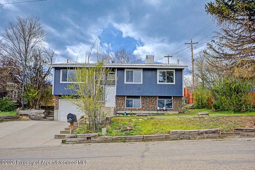 140 Hillside Ter, Craig, CO, 81625-2371 | Card Image
