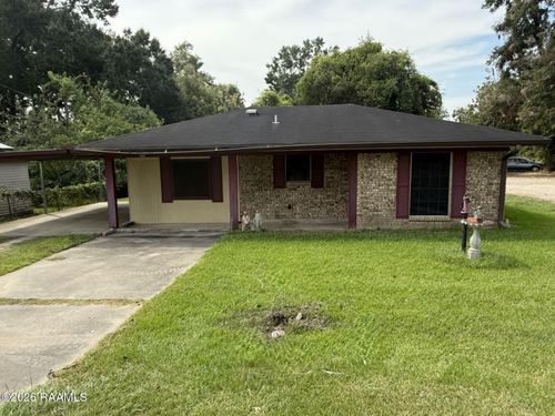 606 Veterans Dr, Carencro, LA, 70520-3617 | Card Image