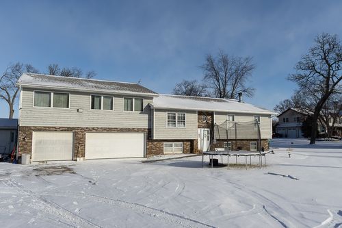 45W962 Plank Rd, Hampshire, IL, 60140-8461 | Card Image