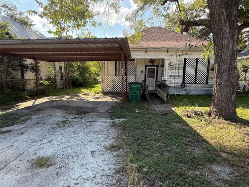 308 E Ross Ave, Mart, TX, 76664-1431 | Card Image