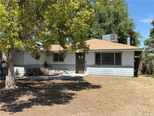 260 Fuller St, Shafter, CA, 93263-2745 | Card Image