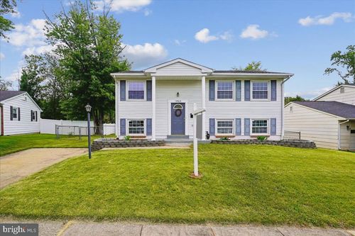 13903 Gum Ln, WOODBRIDGE, VA, 22193-2530 | Card Image