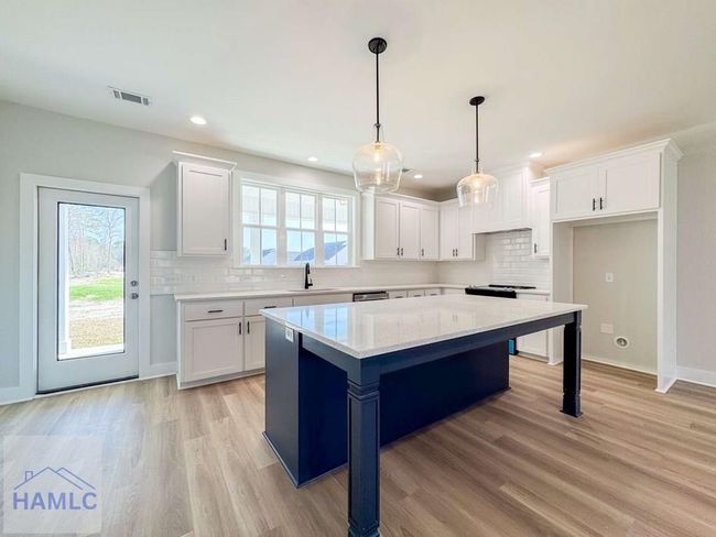 54 Cottage Loop, House other with 3 bedrooms, 3 bathrooms and 2 parking in Midway GA | Image 6