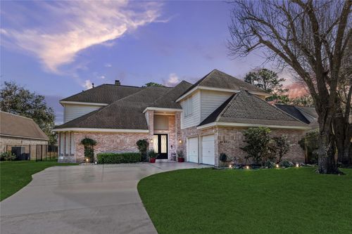 2102 N Fountain Valley Dr, Missouri City, TX, 77459-3647 | Card Image