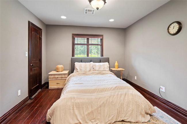 Bedroom | Image 24