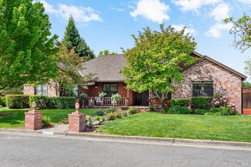 19450 Franquelin Place, Sonoma, CA, 95476 | Card Image