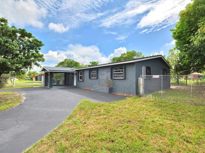 1240 Nw 47th Ave, House other with 3 bedrooms, 2 bathrooms and null parking in Lauderhill FL | Image 1