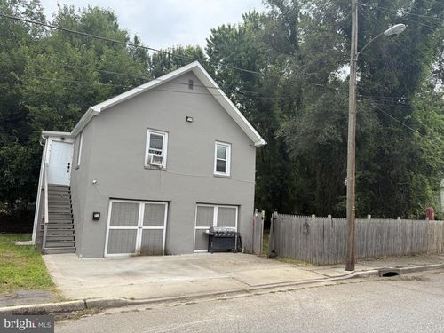 71 New St, Penns Grove, NJ, 08069-1324 | Card Image