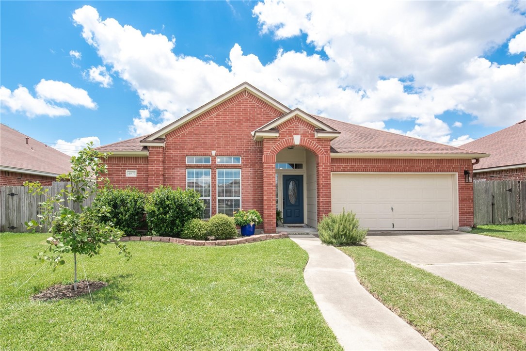 Lake Nocona Dr, Corpus Christi, TX 78413