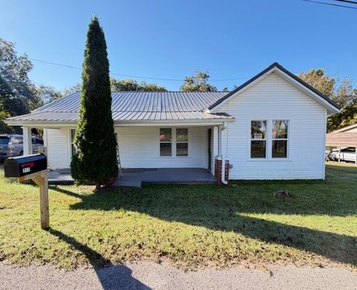217 Blanton St, Decherd, TN, 37324-3146 | Card Image