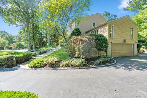 10 Tradewinds Dr, Bayville, NY, 11709-3012 | Card Image