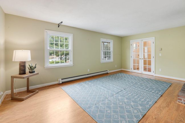15-web-or-mls-55 Lucinda Final-6 | Image 10