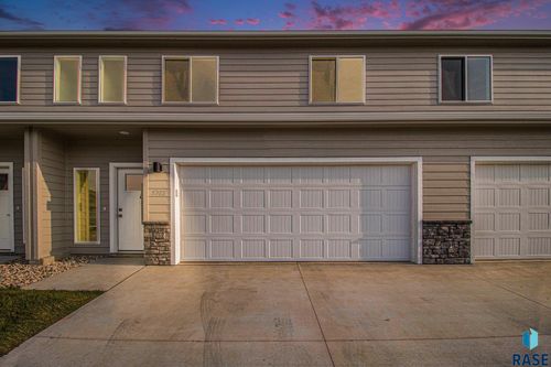 5702 E Avett Pl, Sioux Falls, SD, 57108-3485 | Card Image