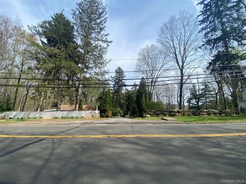 501 Lake St, West Harrison, NY, 10604-1921 | Card Image