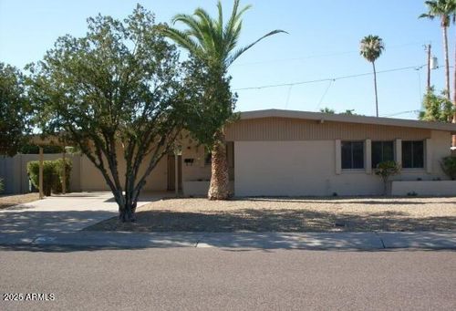 3707 E Paradise Dr, Phoenix, AZ, 85028-1427 | Card Image