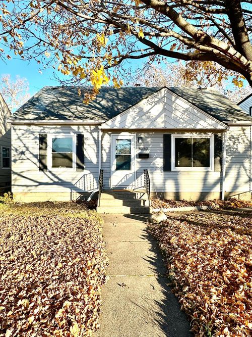 5050 Emerson Ave N, Minneapolis, MN, 55430-3404 | Card Image