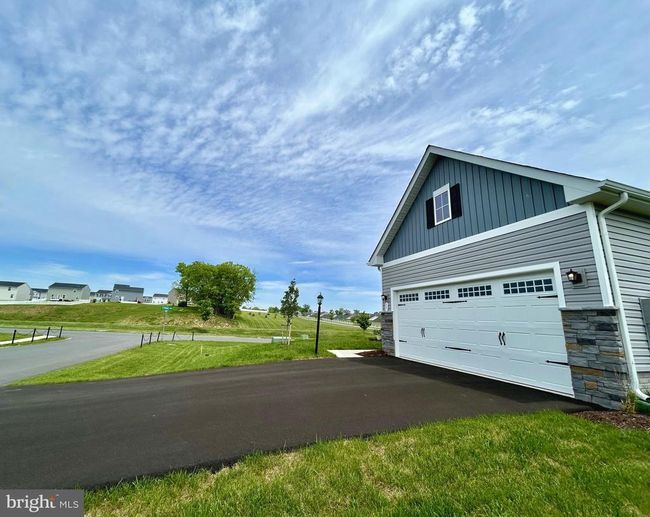 17 Perspective Pl, House other with 3 bedrooms, 3 bathrooms and null parking in HEDGESVILLE WV | Image 51
