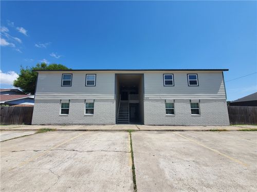 g-1102 Denver St, Portland, TX, 78374-2062 | Card Image