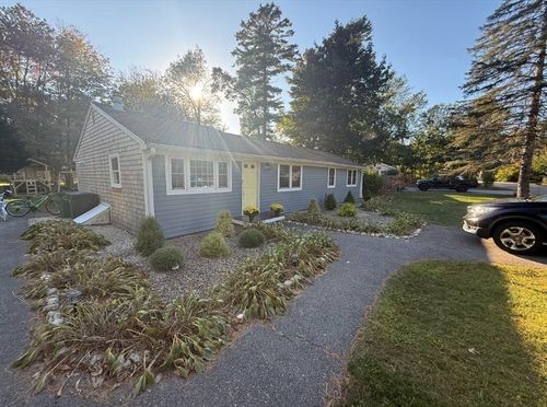 20 Carol Ave, Pembroke, MA, 02359-2903 | Card Image