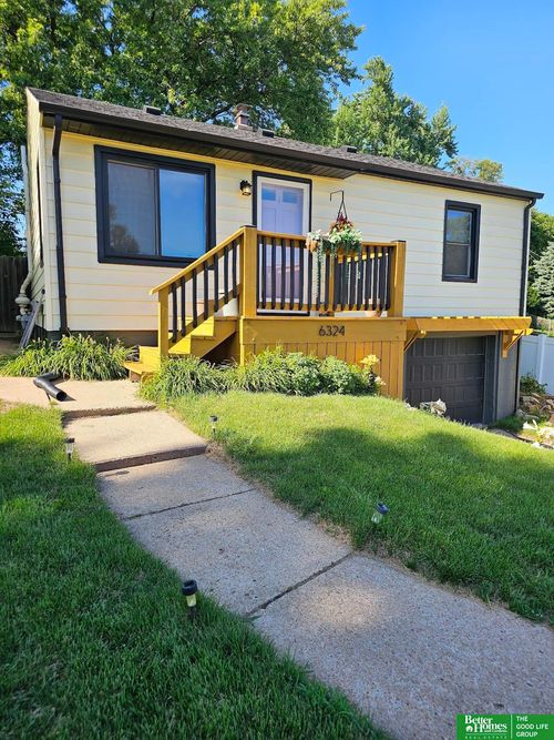 6324 Hamilton St, Omaha, NE, 68132-1230 | Card Image