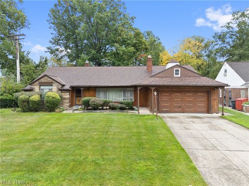 16236 Northvale Blvd, East Cleveland, OH, 44112-3618 | Card Image