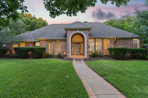 900 Southbend Trl, Southlake, TX, 76092-6310 | Card Image