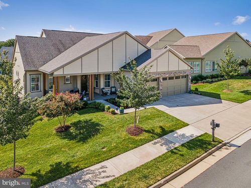 102 Phoebe Ct, LAKE FREDERICK, VA, 22630-2266 | Card Image