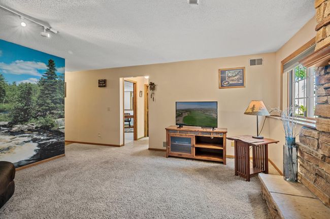 1054 Briar Creek Rd, House other with 3 bedrooms, 2 bathrooms and null parking in Eagan MN | Image 26
