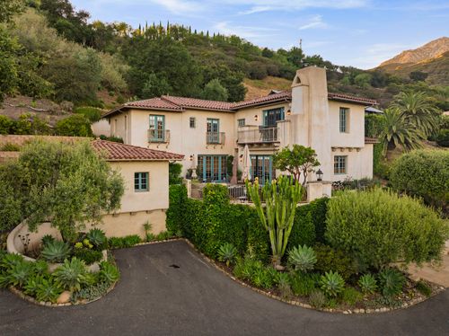 1439 Tunnel Rd, Santa Barbara, CA, 93105-2155 | Card Image