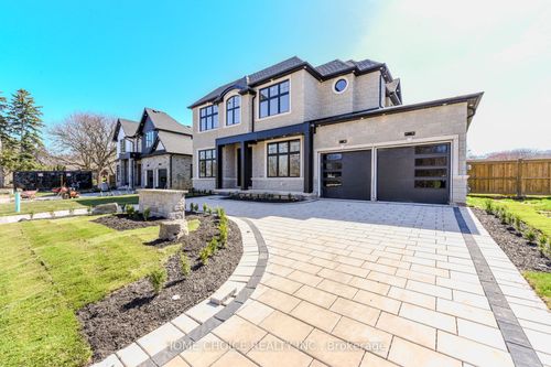 302 Tuck Dr, Burlington, ON, L7L2R3 | Card Image