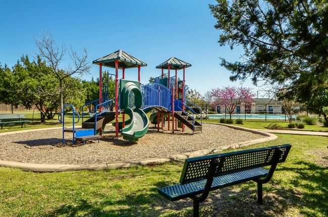 Disc Golf, Park, Sand Volleyball Court | Image 36