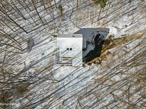 112 Silver St, Lanesborough, MA, 01237-9761 | Card Image