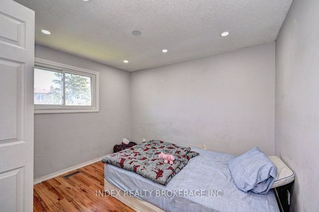 30 Maxwell Dr, House other with 4 bedrooms, 3 bathrooms and 4 parking in Kitchener ON | Image 29