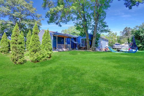 2697 Heather Ave, Medford, NY, 11763-2062 | Card Image