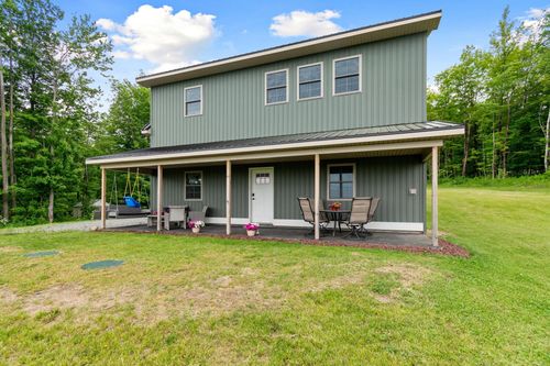 38 Hillcrest Hts, Saint Albans, VT, 05478-9725 | Card Image