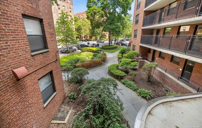 2C - 35-11 85th Street, Home with 1 bedrooms, 1 bathrooms and null parking in Jackson Heights NY | Image 2