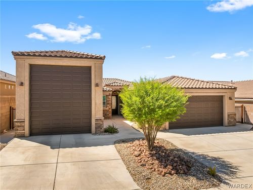 2636 Kingman Dr, Bullhead City, AZ, 86429-5999 | Card Image