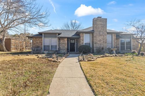 2602 Ramblewood Drive, Carrollton, TX, 75006 | Card Image