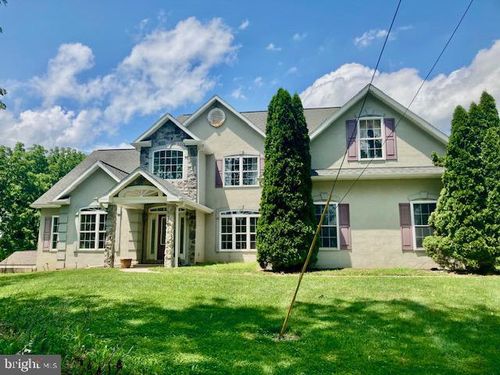 483 Beagle Rd, MYERSTOWN, PA, 17067-3304 | Card Image