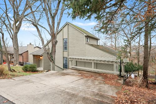 150 Ridgeway Ave, Fort Thomas, KY, 41075-1334 | Card Image