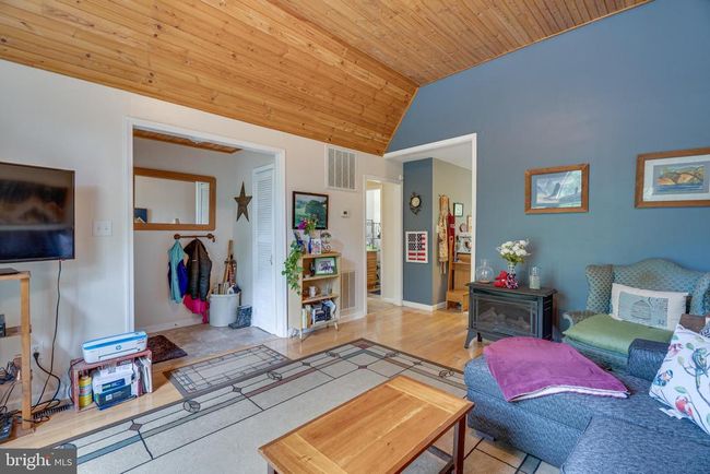 286 Trapper Ridge Ln, House other with 3 bedrooms, 2 bathrooms and null parking in HEDGESVILLE WV | Image 10