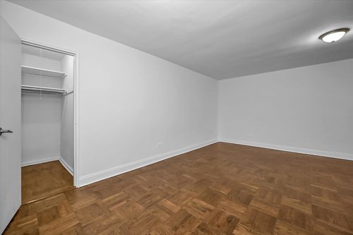 apt-2a-1040 Neilson St, Far Rockaway, NY, 11691-5020 | Card Image