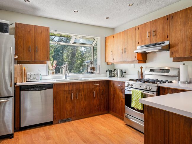 7702 Guthrie Road, House other with 5 bedrooms, 2 bathrooms and 1 parking in Pemberton BC | Image 16