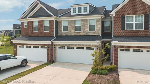 79-43474 Chancellor Ln, Novi, MI, 48375-3005 | Card Image