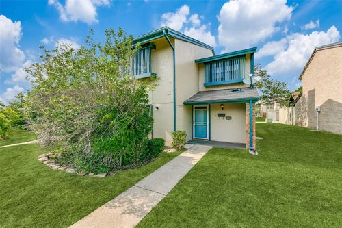 2023 Court Pl, Garland, TX, 75041-4804 | Card Image